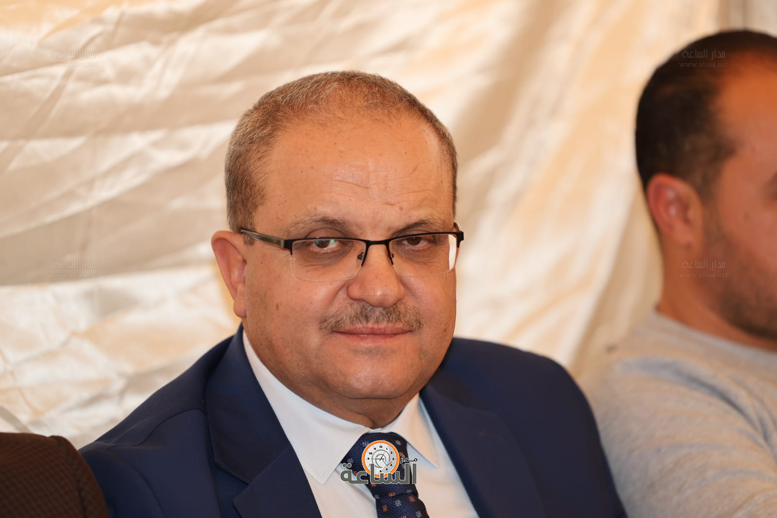 Madar Al-Saa Images 0.42391149349694923