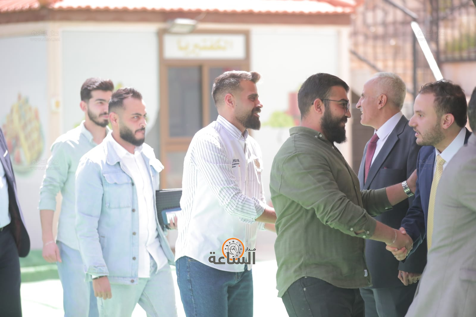 Madar Al-Saa Images 0.6976969376840298