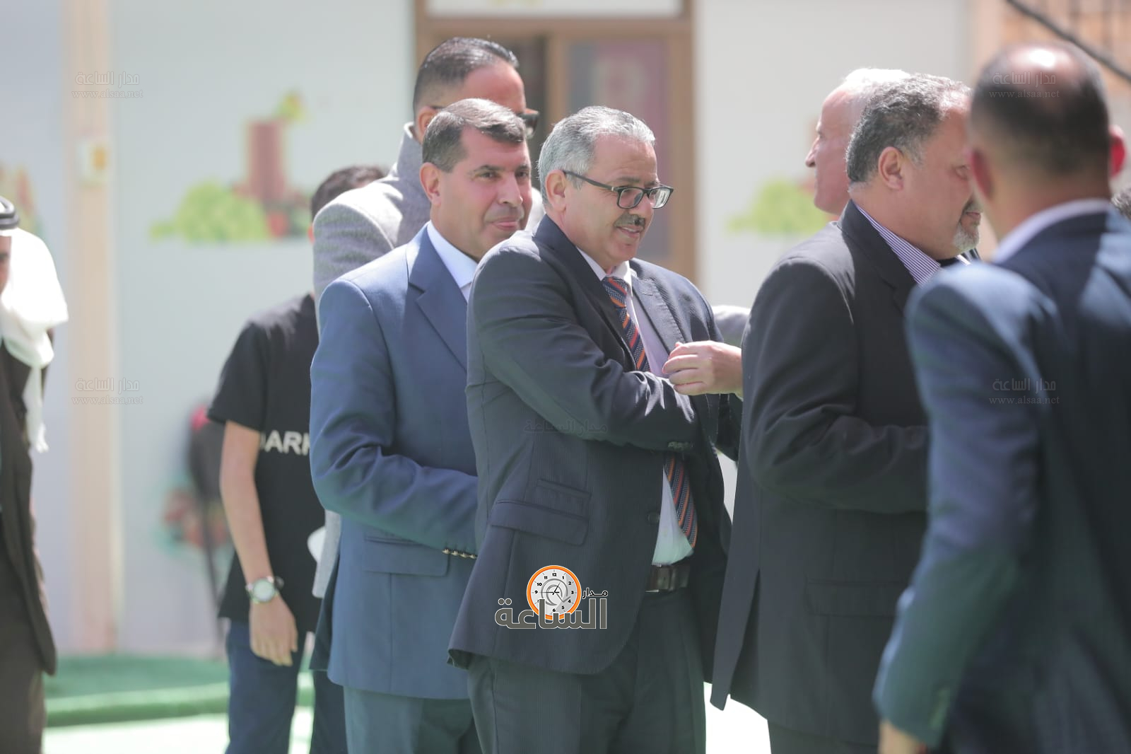 Madar Al-Saa Images 0.5585855679584226