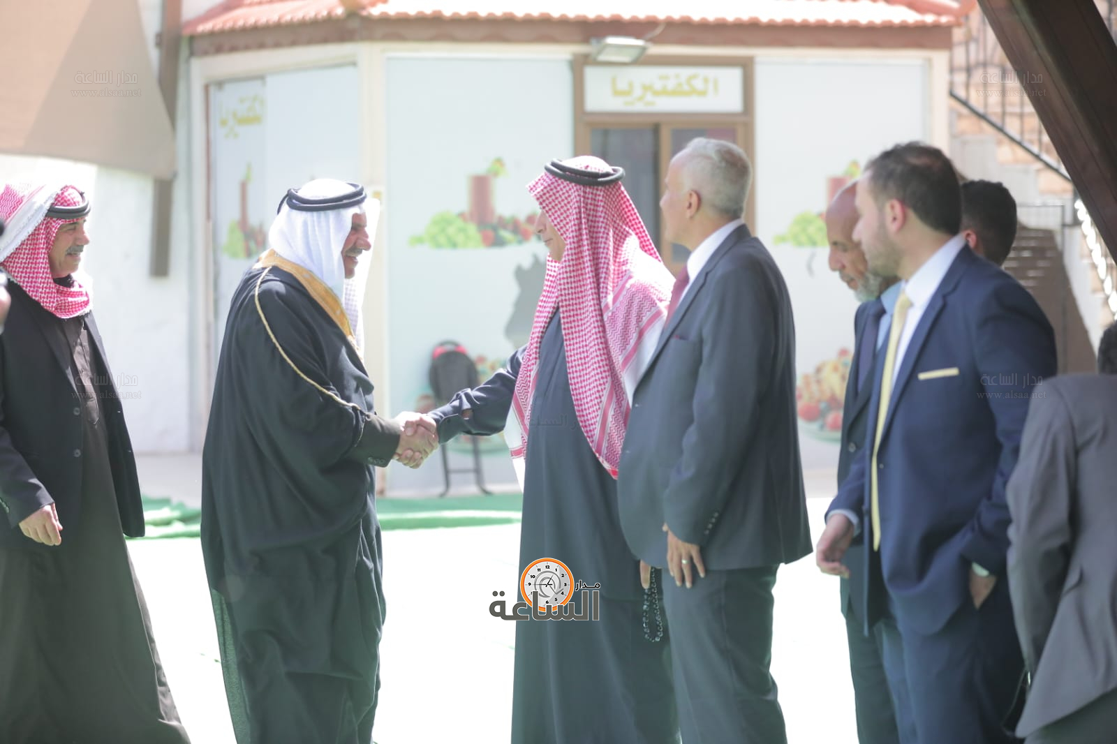 Madar Al-Saa Images 0.5399178231568682