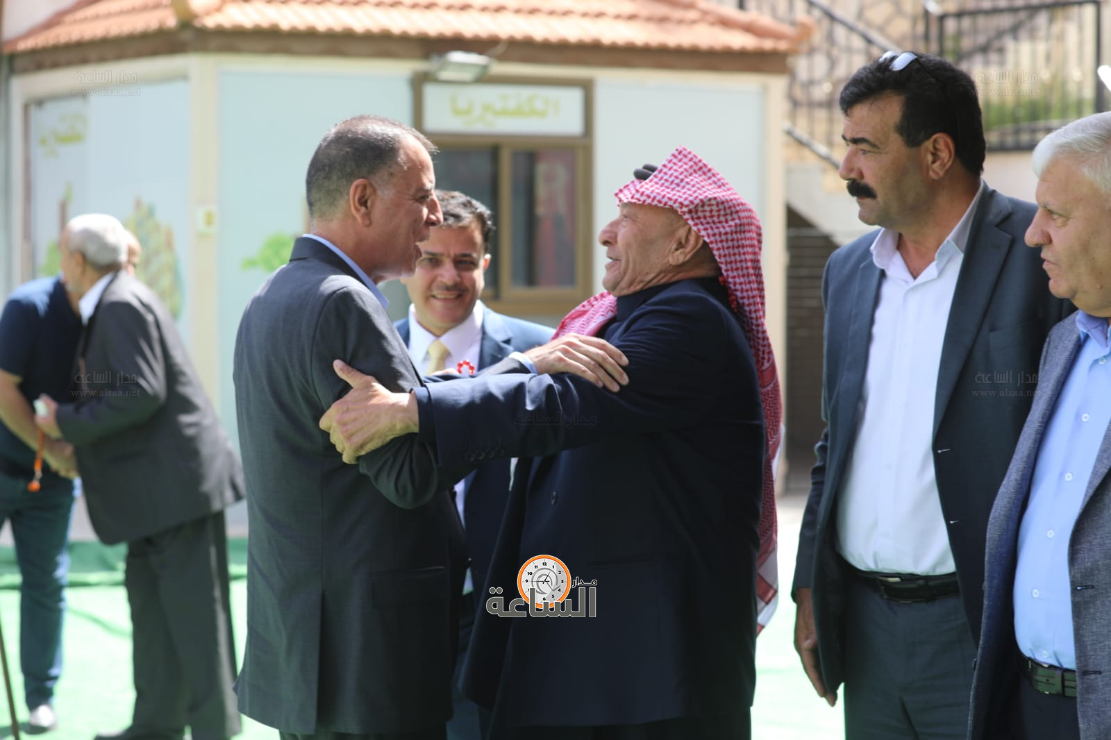 Madar Al-Saa Images 0.3495732933756346