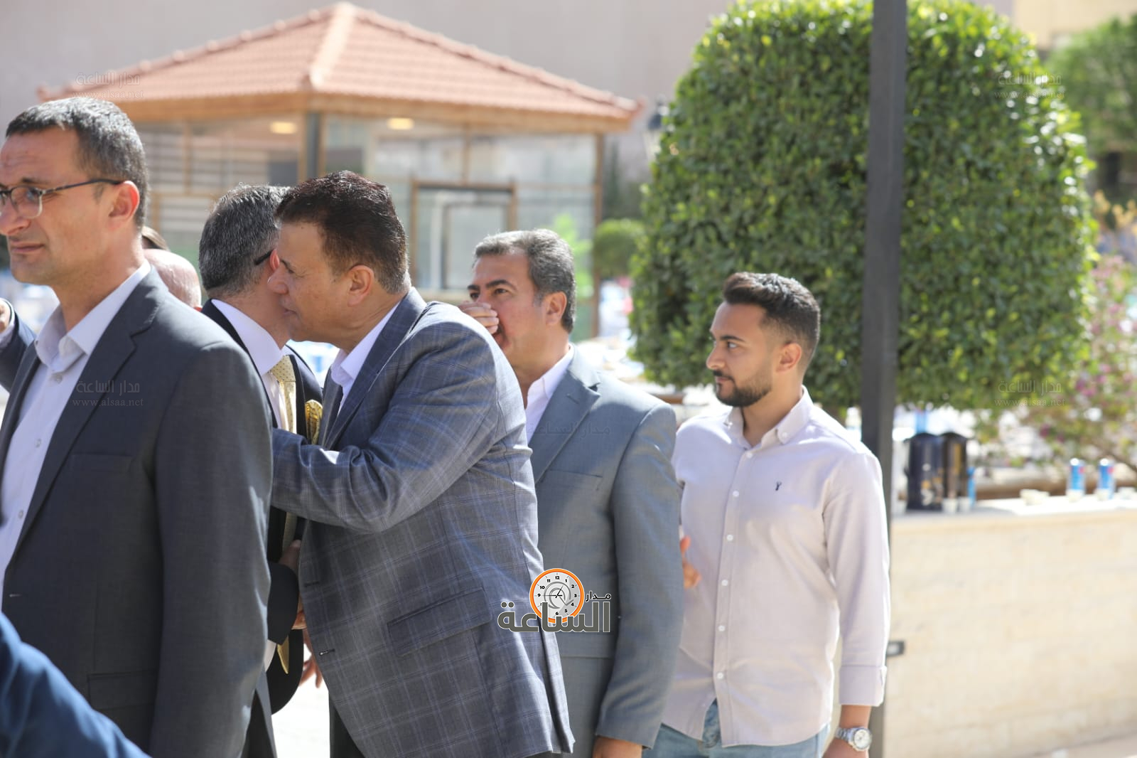 Madar Al-Saa Images 0.5171866591952123