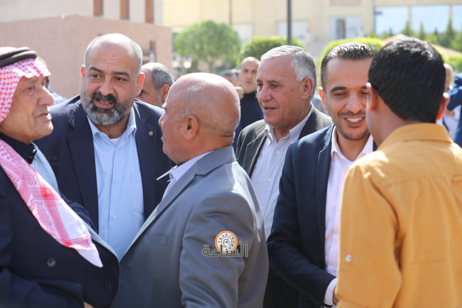 Madar Al-Saa Images 0.4851810814140909