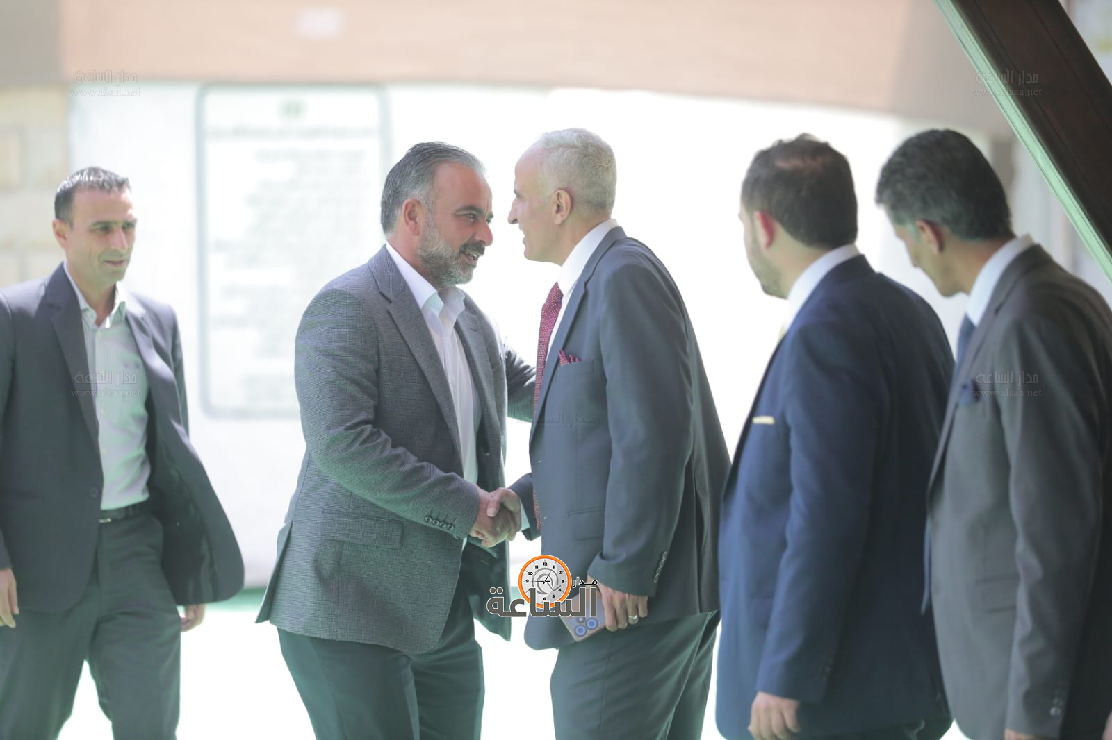 Madar Al-Saa Images 0.6310238242594948