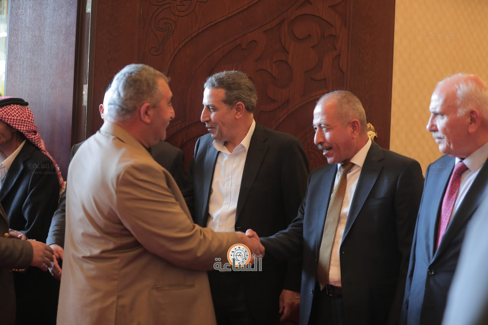 Madar Al-Saa Images 0.02804770573501192