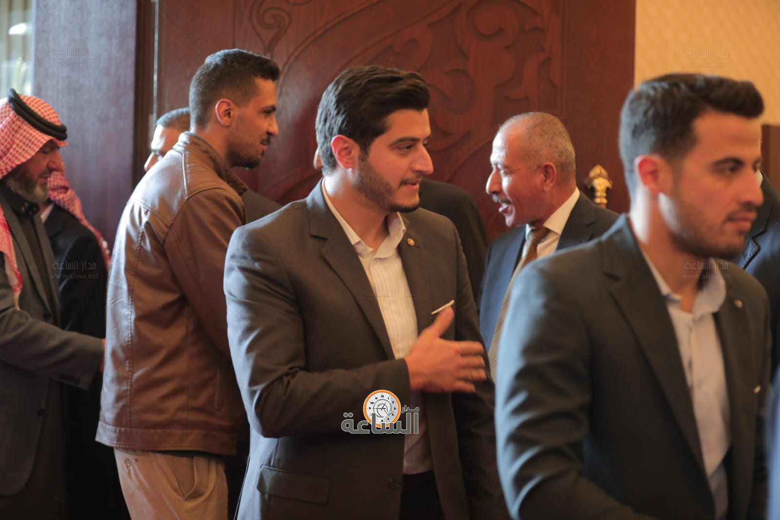 Madar Al-Saa Images 0.5724759174663088