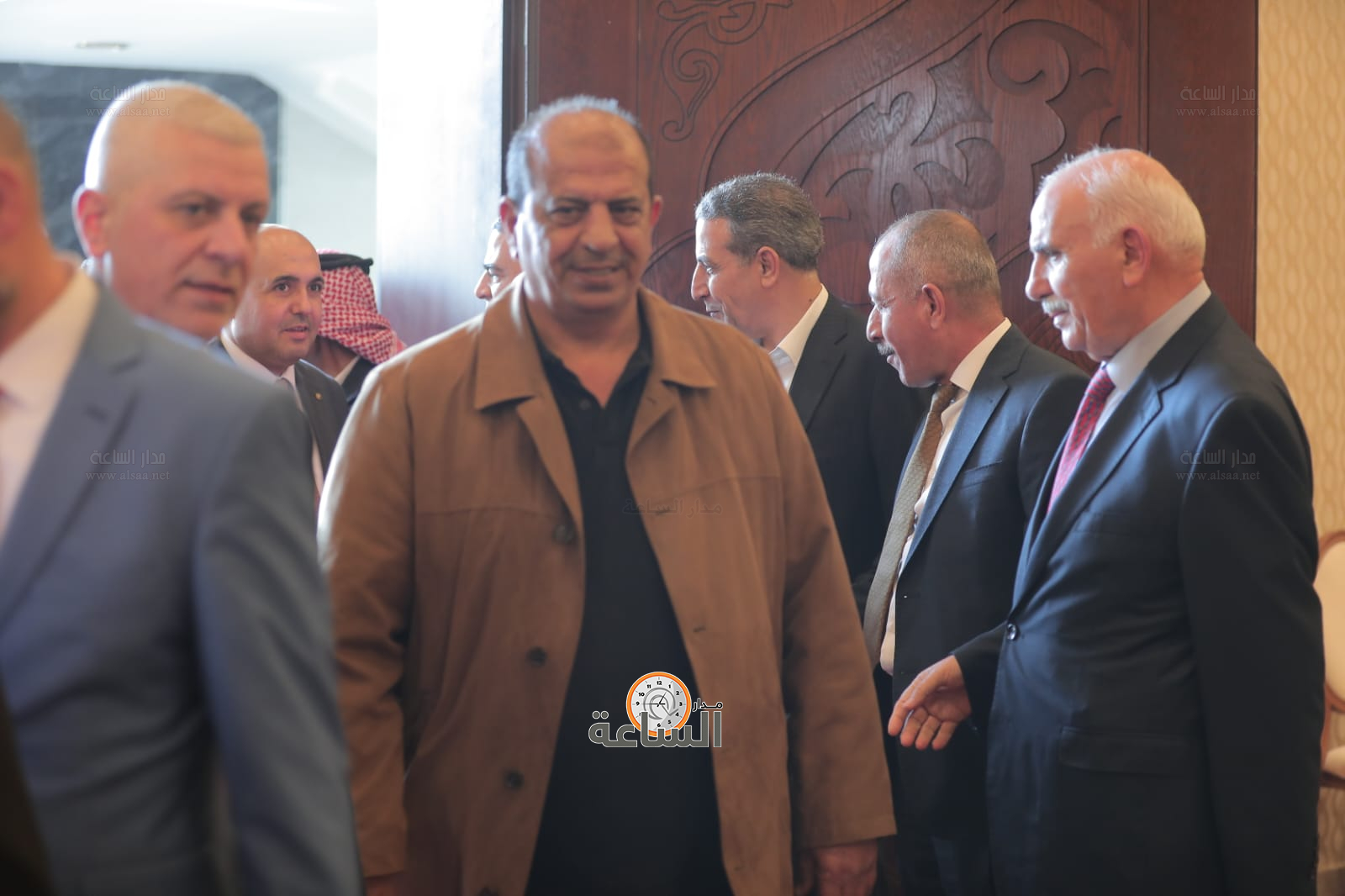 Madar Al-Saa Images 0.24534370773935343