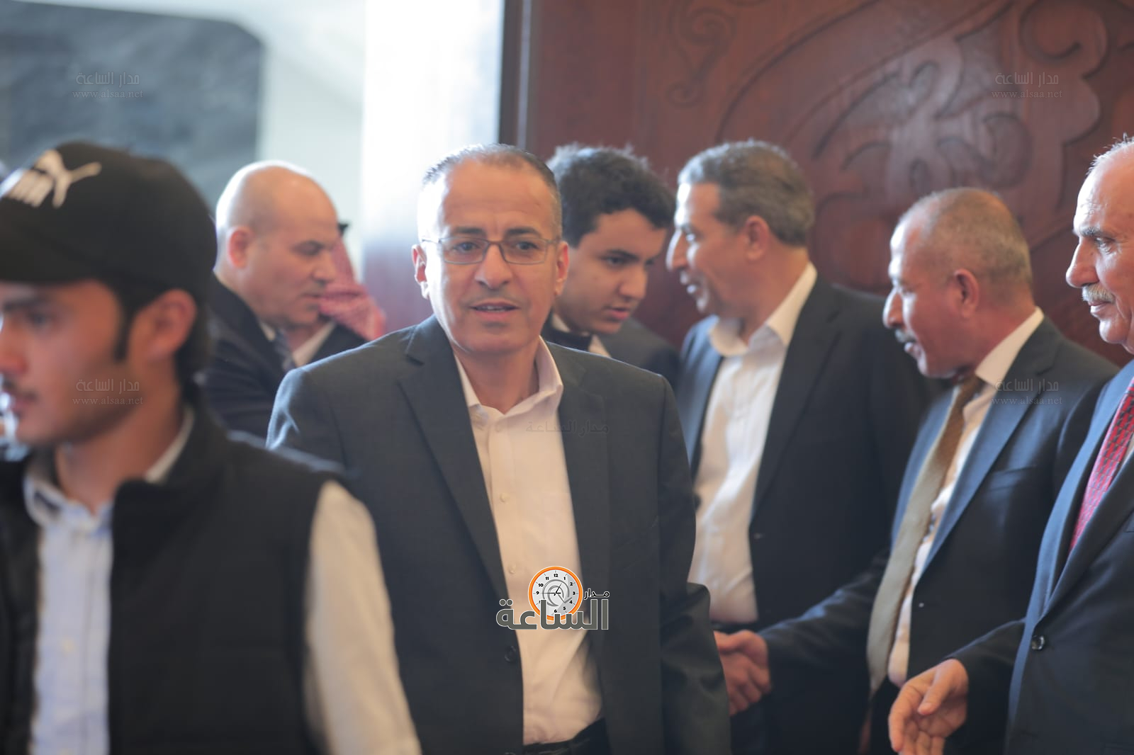 Madar Al-Saa Images 0.7559313861322701