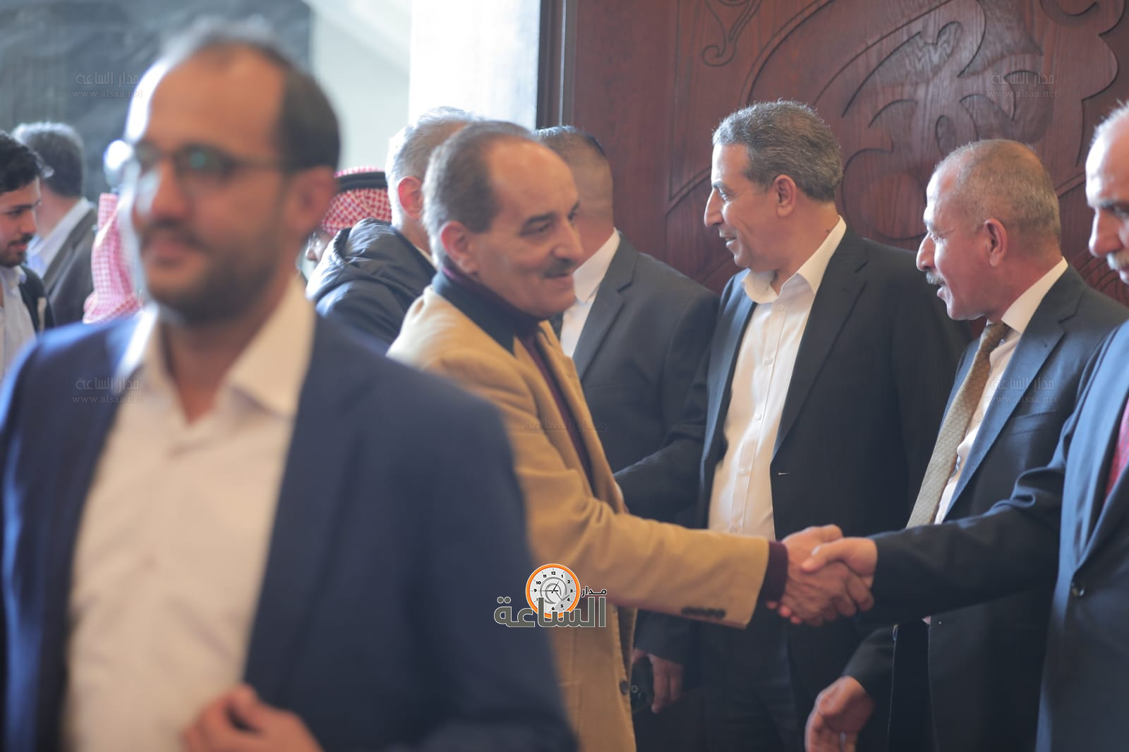 Madar Al-Saa Images 0.9020235303210729