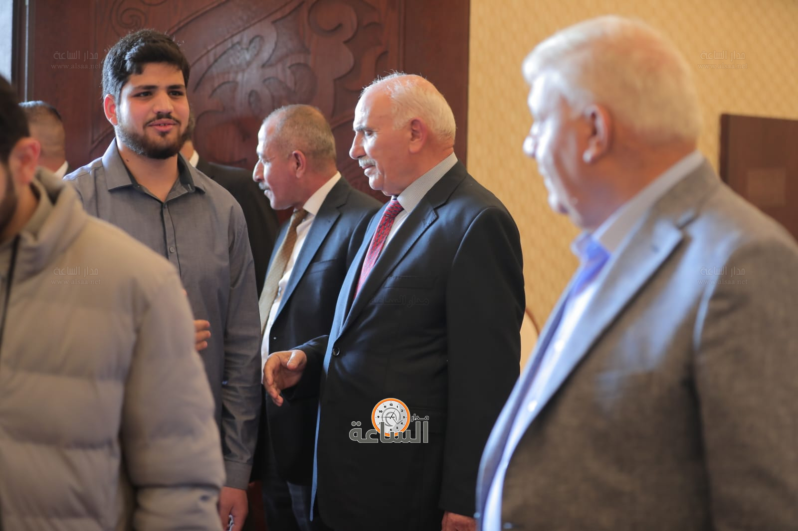 Madar Al-Saa Images 0.2916362941469939