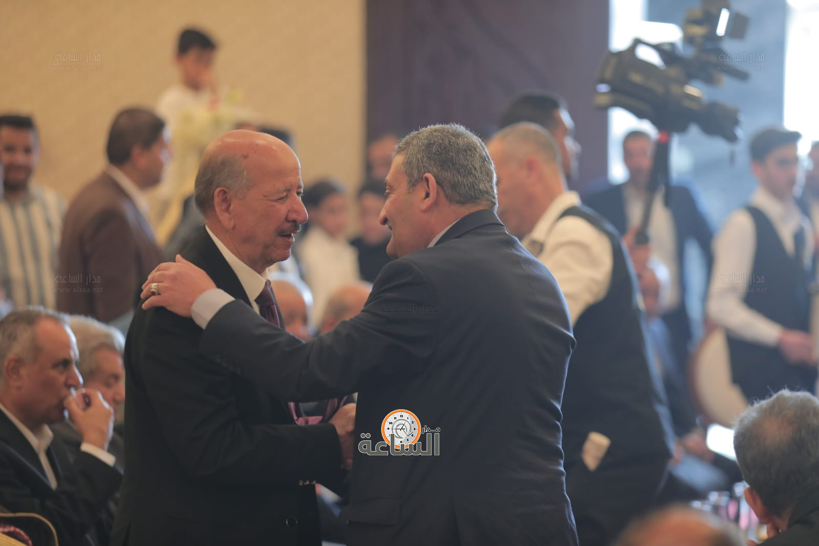 Madar Al-Saa Images 0.7097415492846131