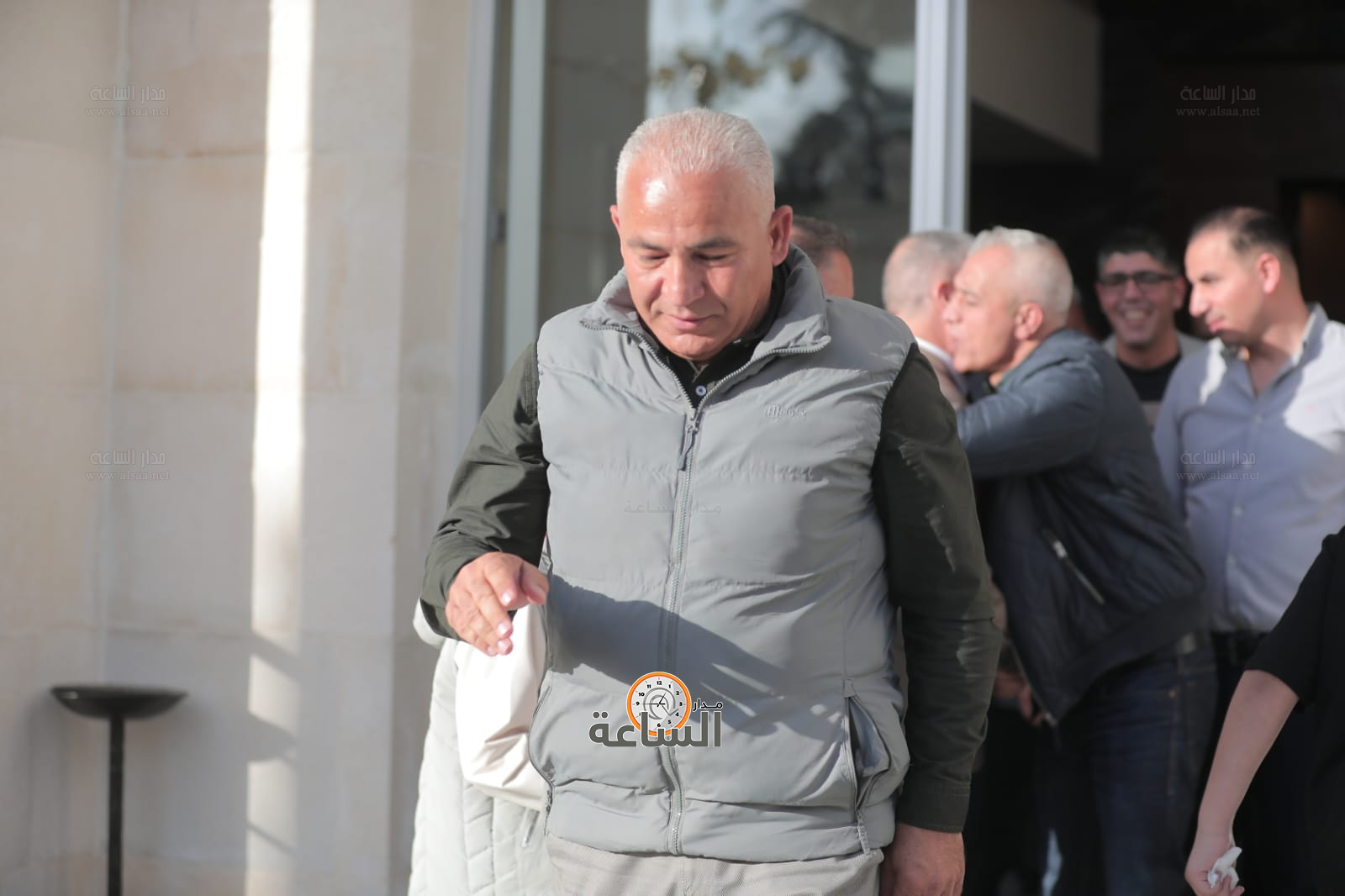 Madar Al-Saa Images 0.6088246570210913