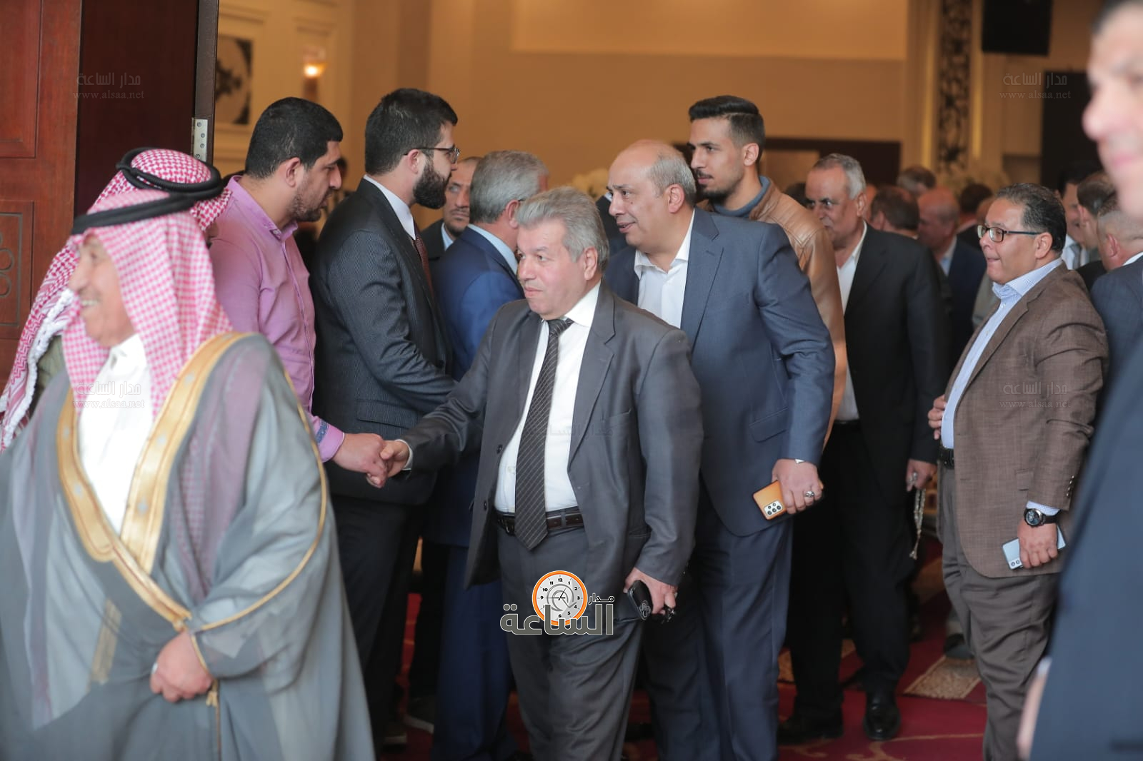 Madar Al-Saa Images 0.3951373819919264