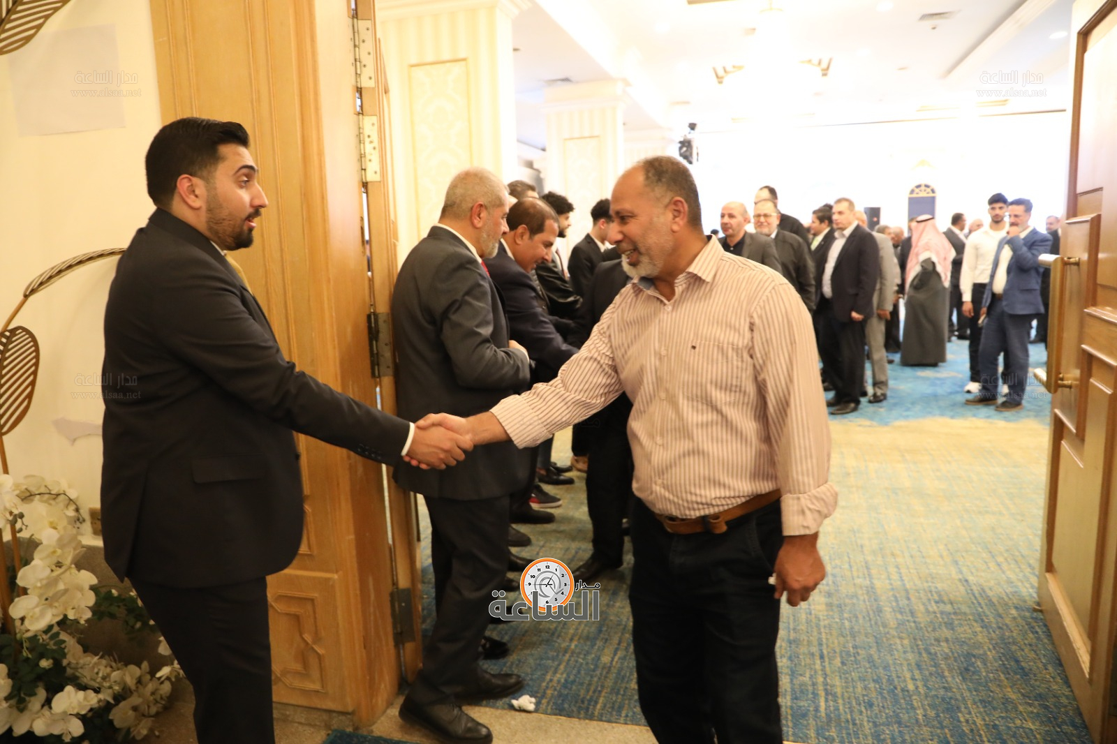 Madar Al-Saa Images 0.523592932341437