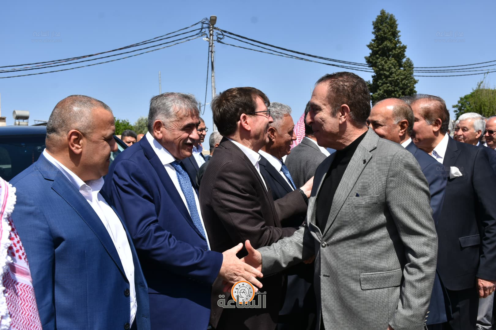 Madar Al-Saa Images 0.3899396379375739