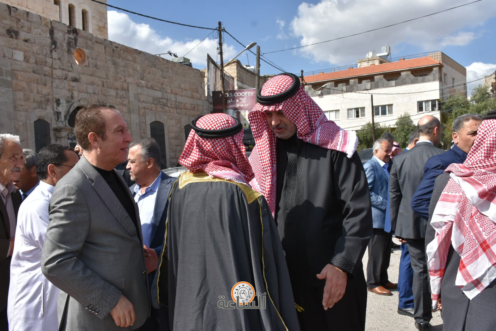 Madar Al-Saa Images 0.525855975117947