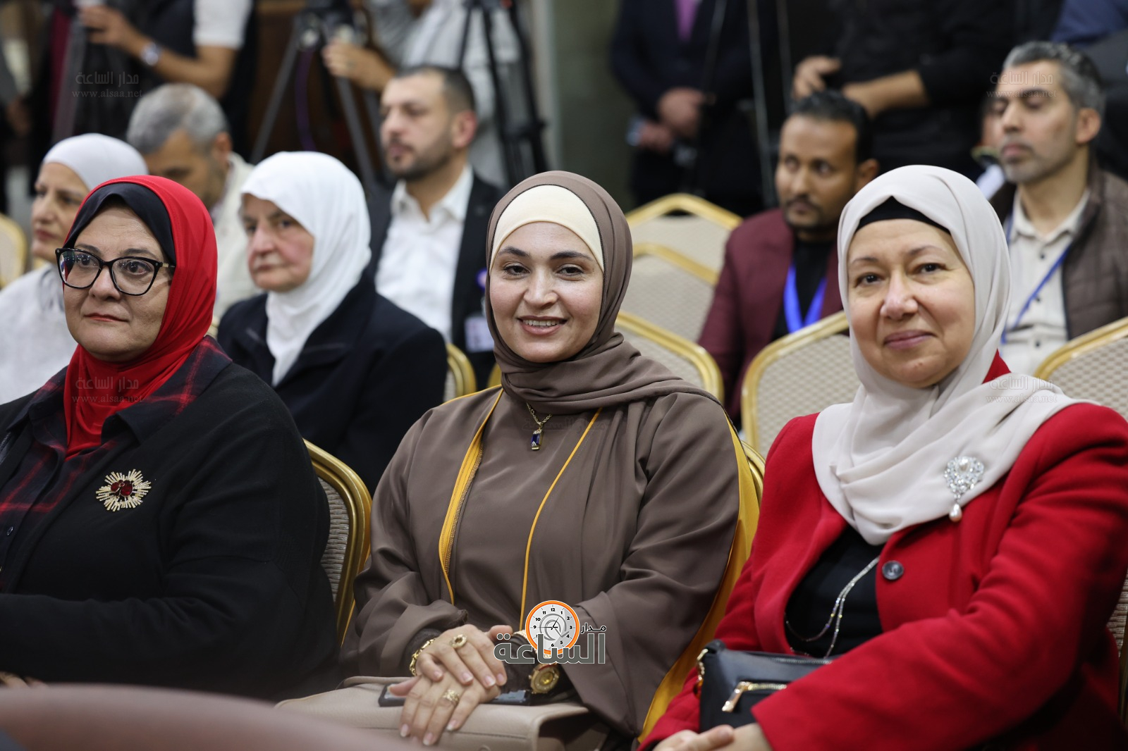 Madar Al-Saa Images 0.4716826440750217