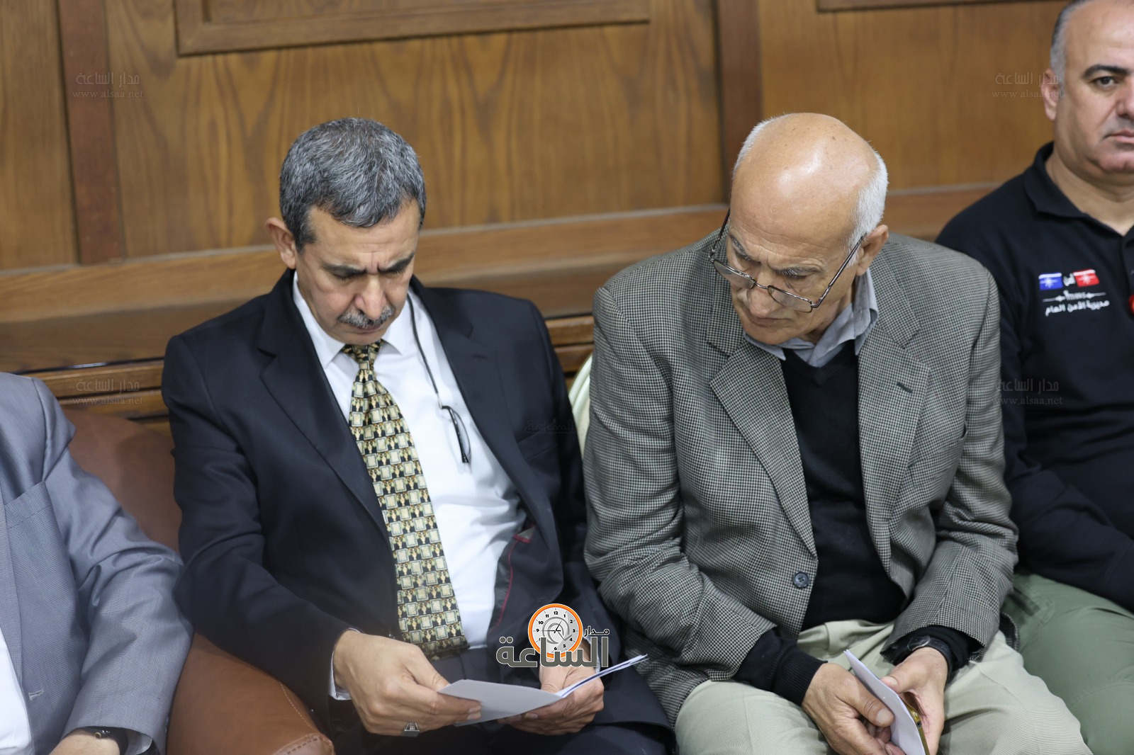 Madar Al-Saa Images 0.4873614467494485