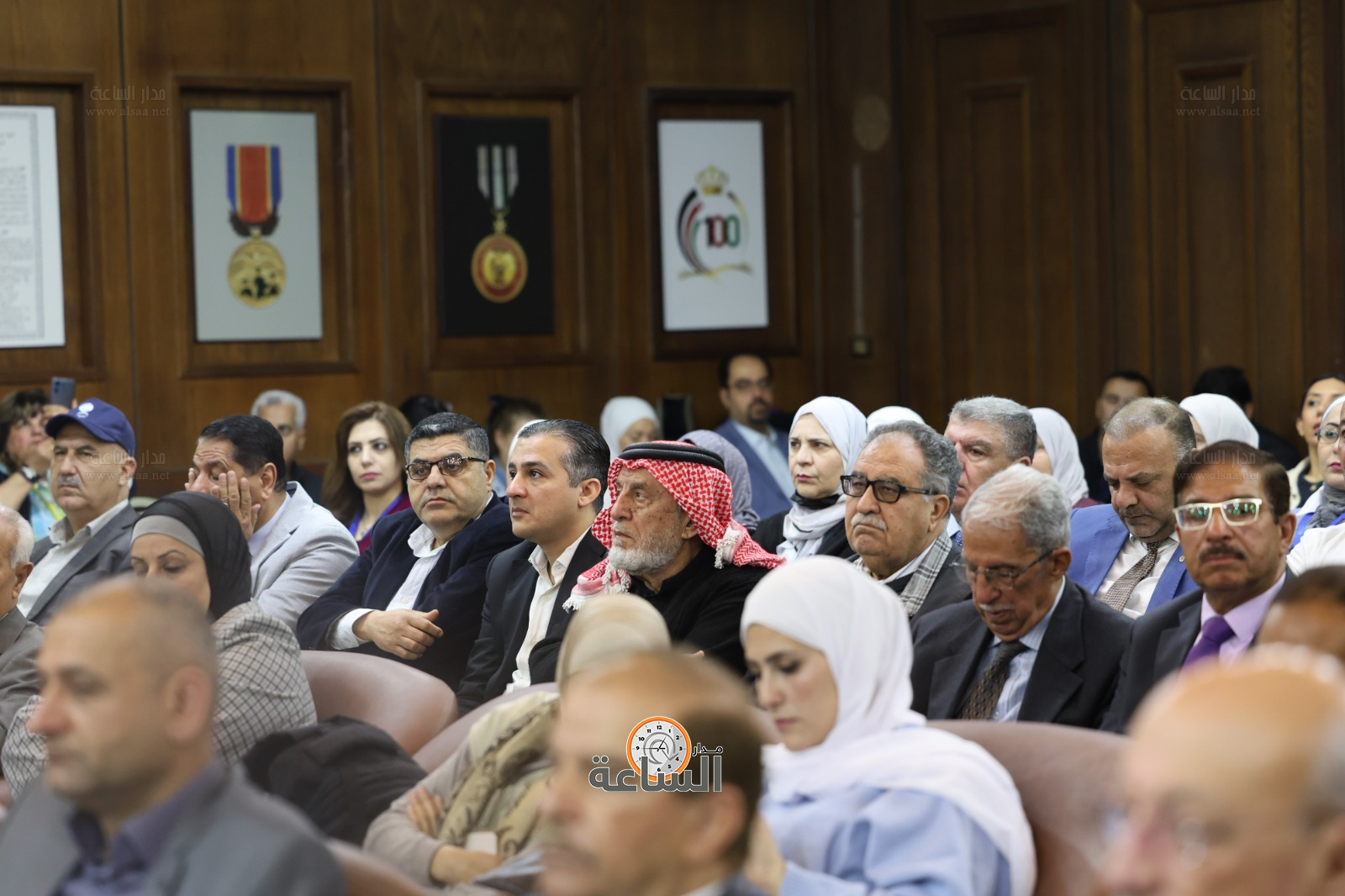 Madar Al-Saa Images 0.826721265324504