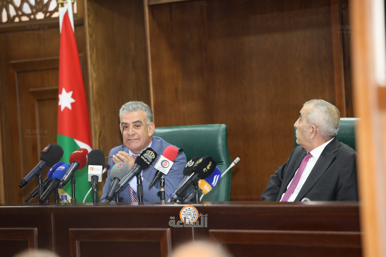 Madar Al-Saa Images 0.9296286480492519