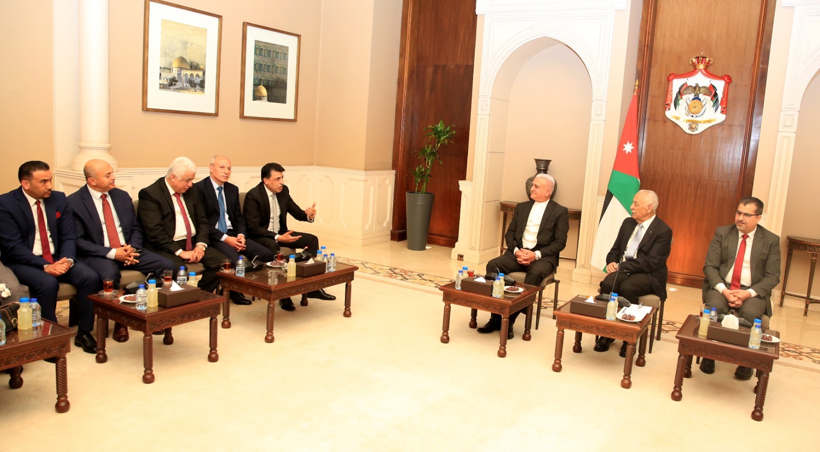 Madar Al-Saa Images 0.11034009871604367