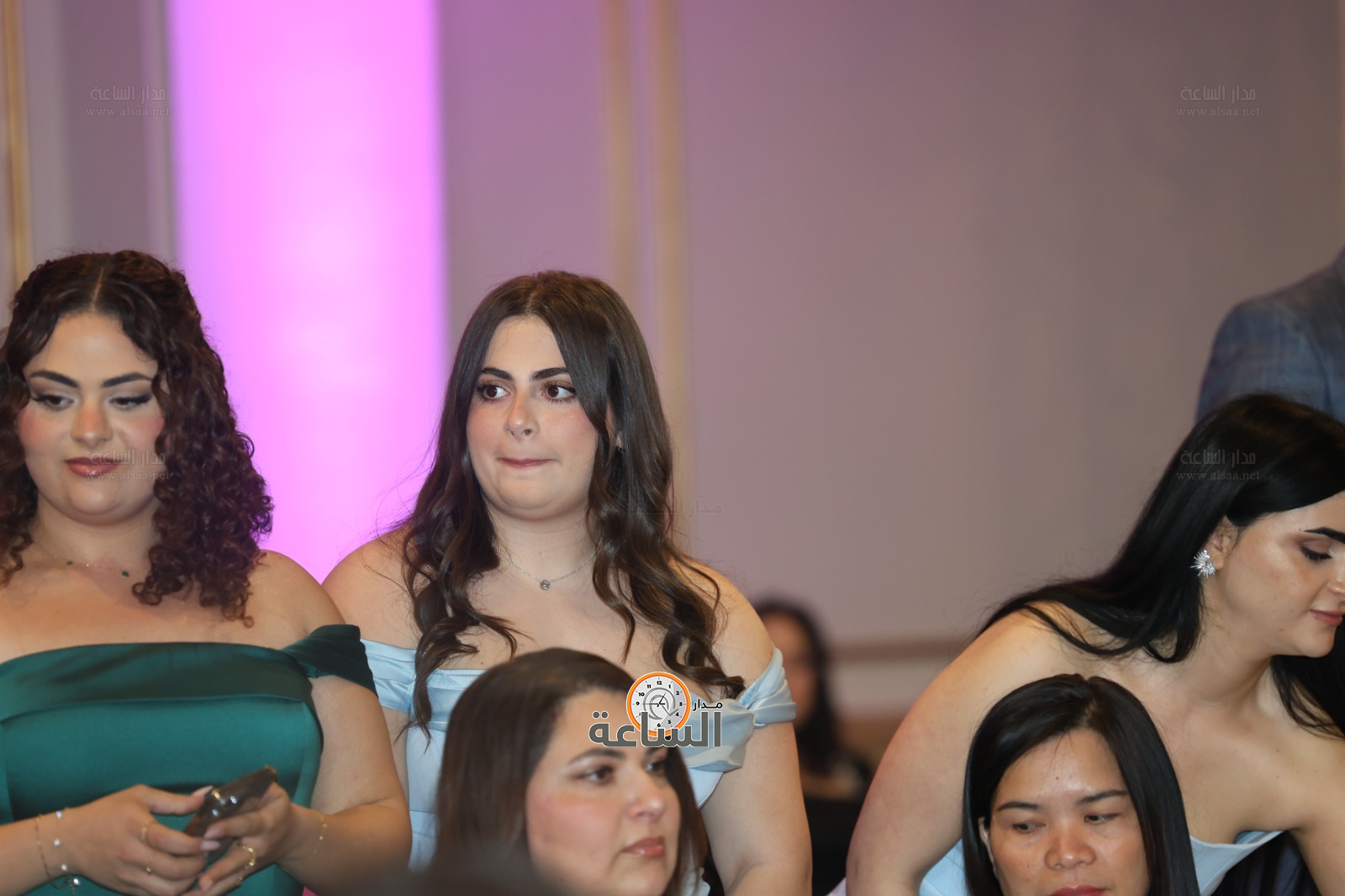 Madar Al-Saa Images 0.9283885282603161