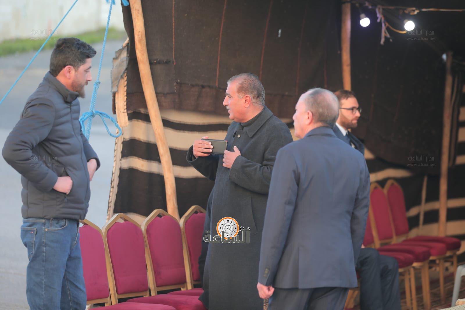 Madar Al-Saa Images 0.8816362501906716