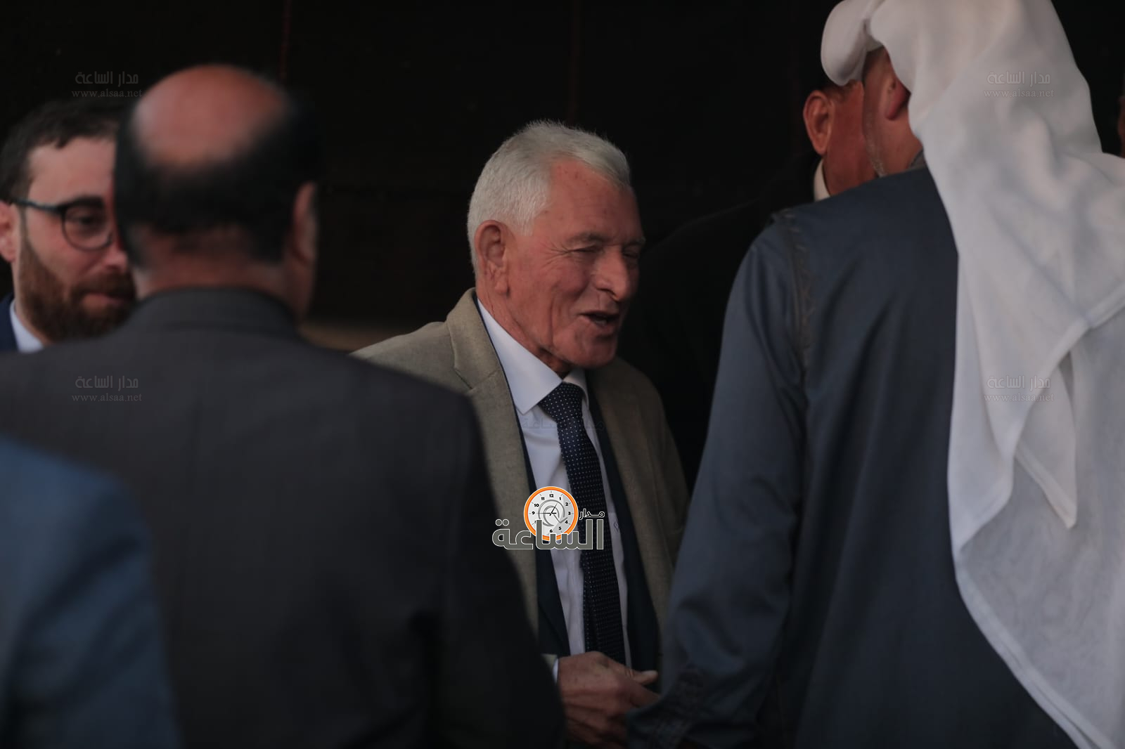 Madar Al-Saa Images 0.2546263196510834