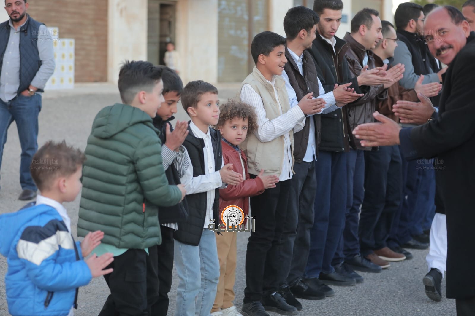 Madar Al-Saa Images 0.42168568802549977