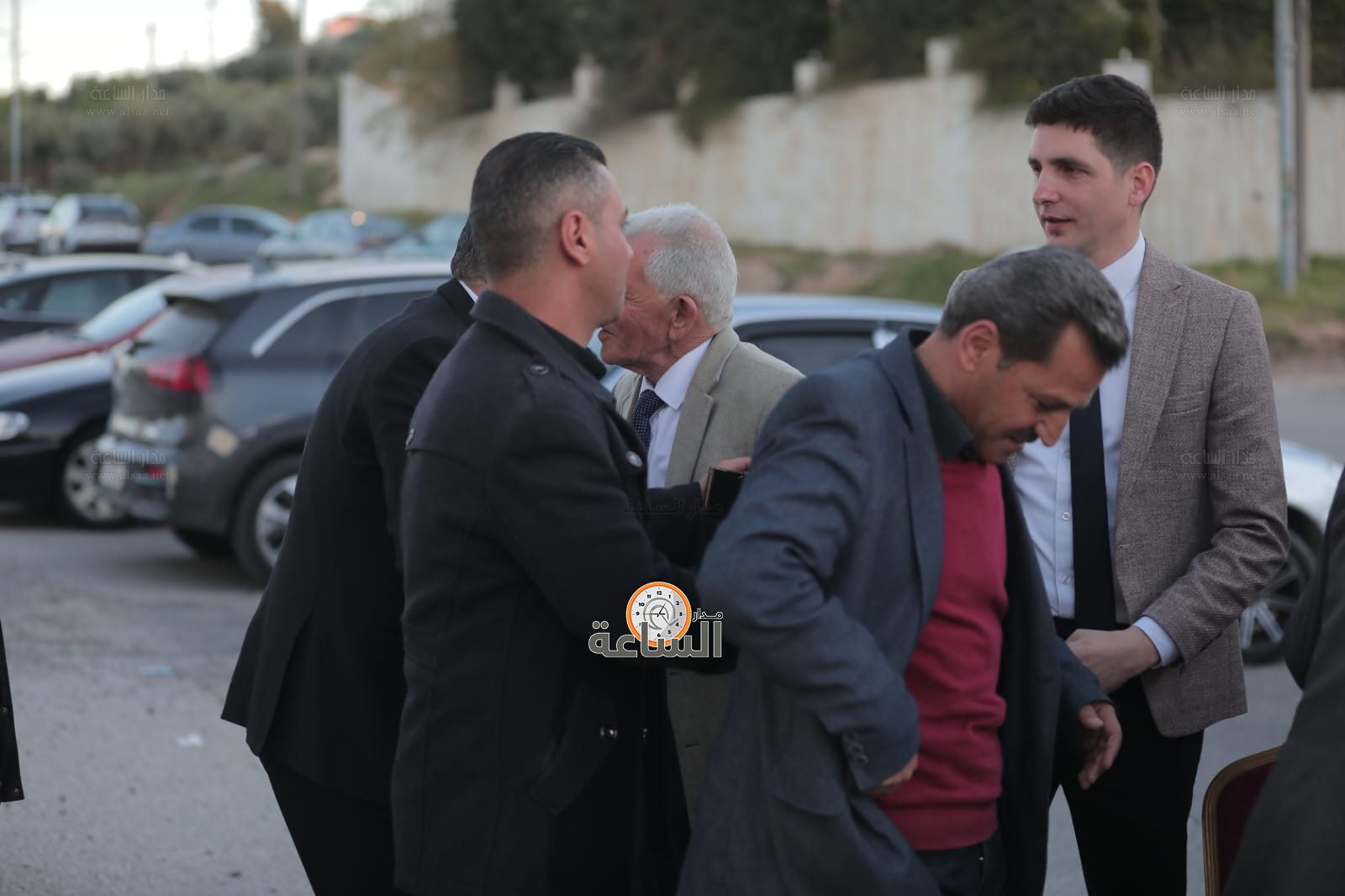 Madar Al-Saa Images 0.40872133860340276