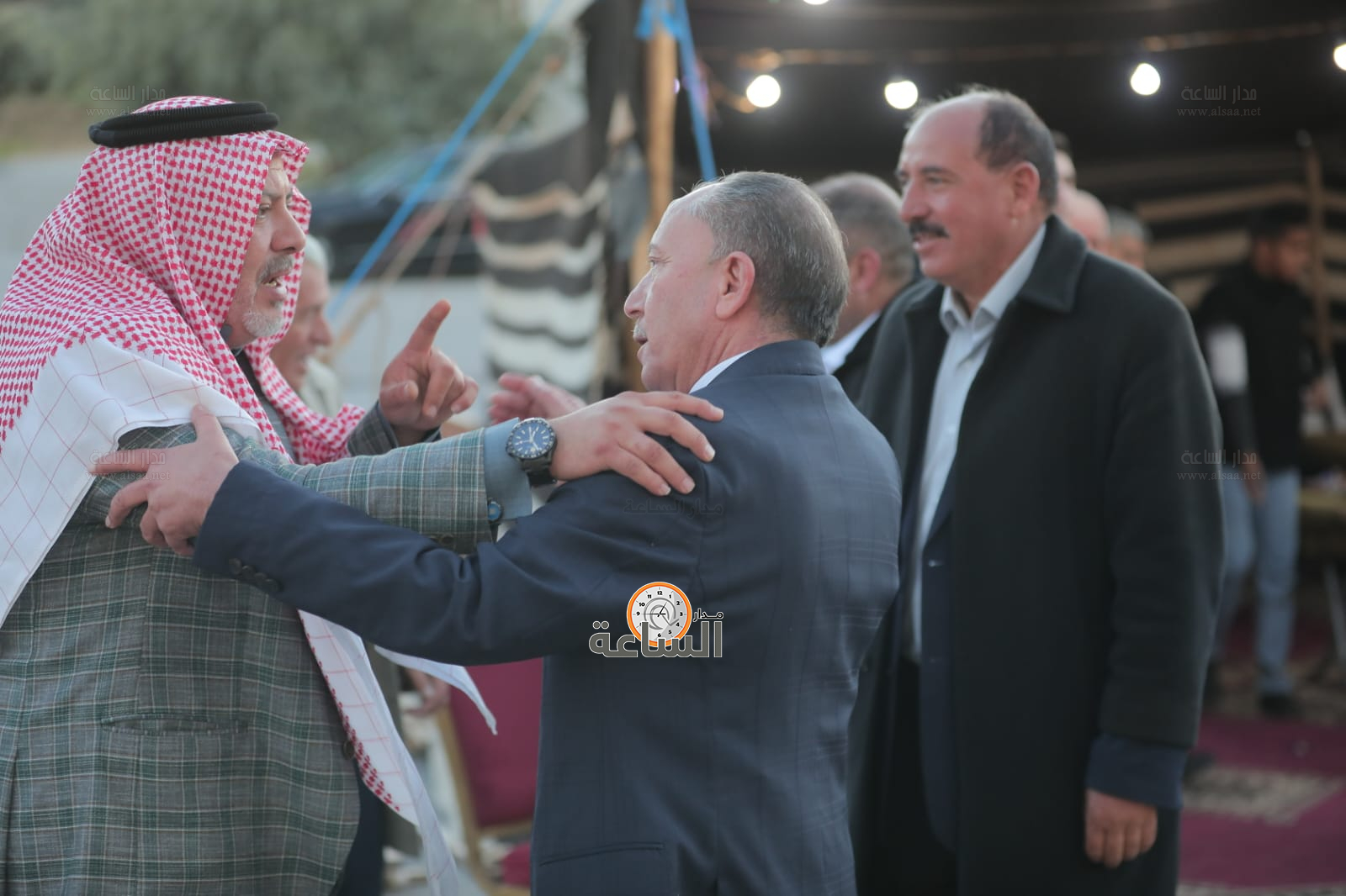 Madar Al-Saa Images 0.021702375756175174