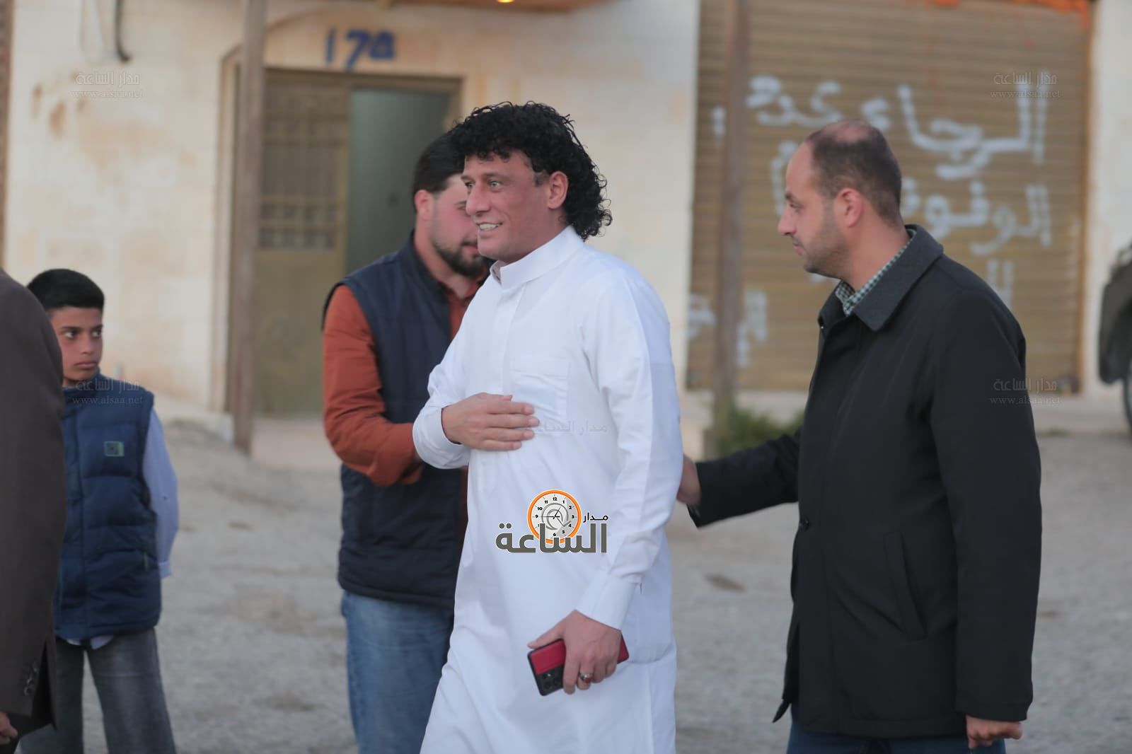 Madar Al-Saa Images 0.9088371302502518