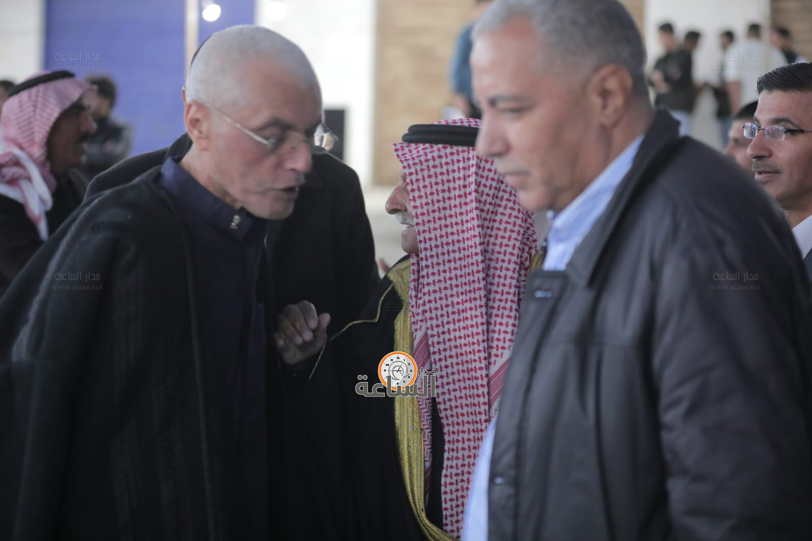 Madar Al-Saa Images 0.3249869992349981