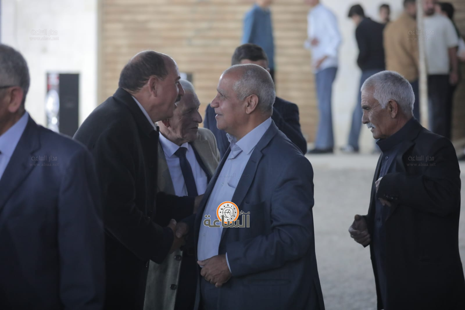 Madar Al-Saa Images 0.9816146590010888