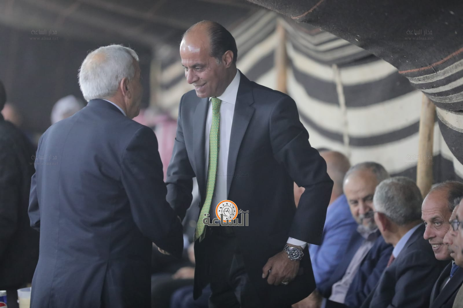 Madar Al-Saa Images 0.4032609946288861