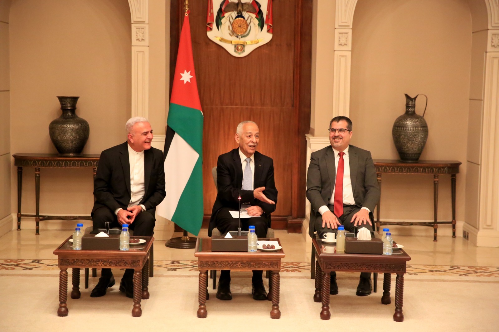 Madar Al-Saa Images 0.967304706021501