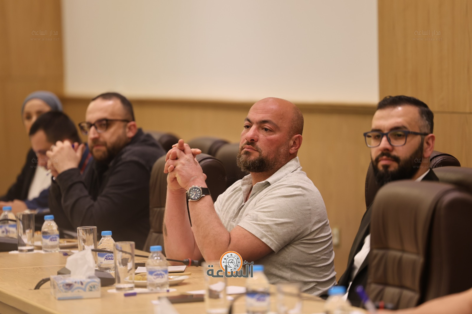 Madar Al-Saa Images 0.4311200410364213