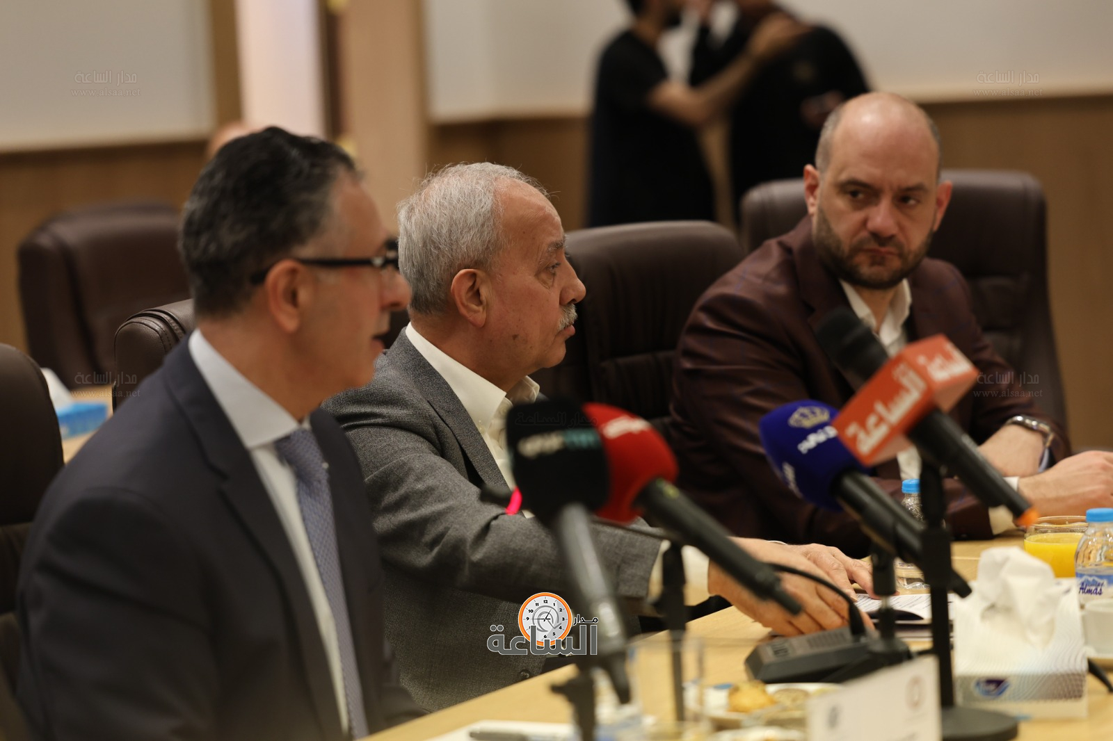 Madar Al-Saa Images 0.12360068922594669