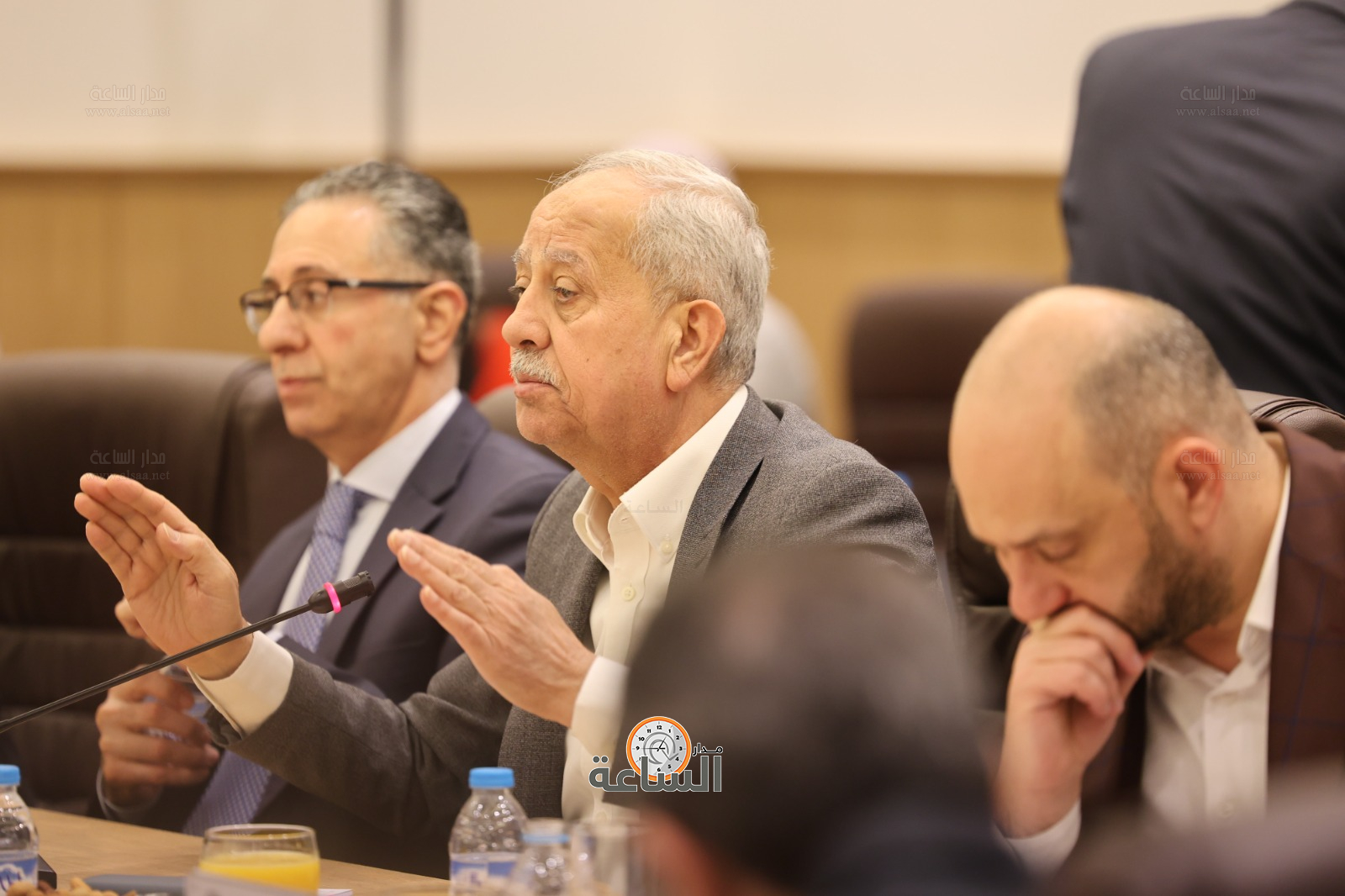 Madar Al-Saa Images 0.1449802465360428