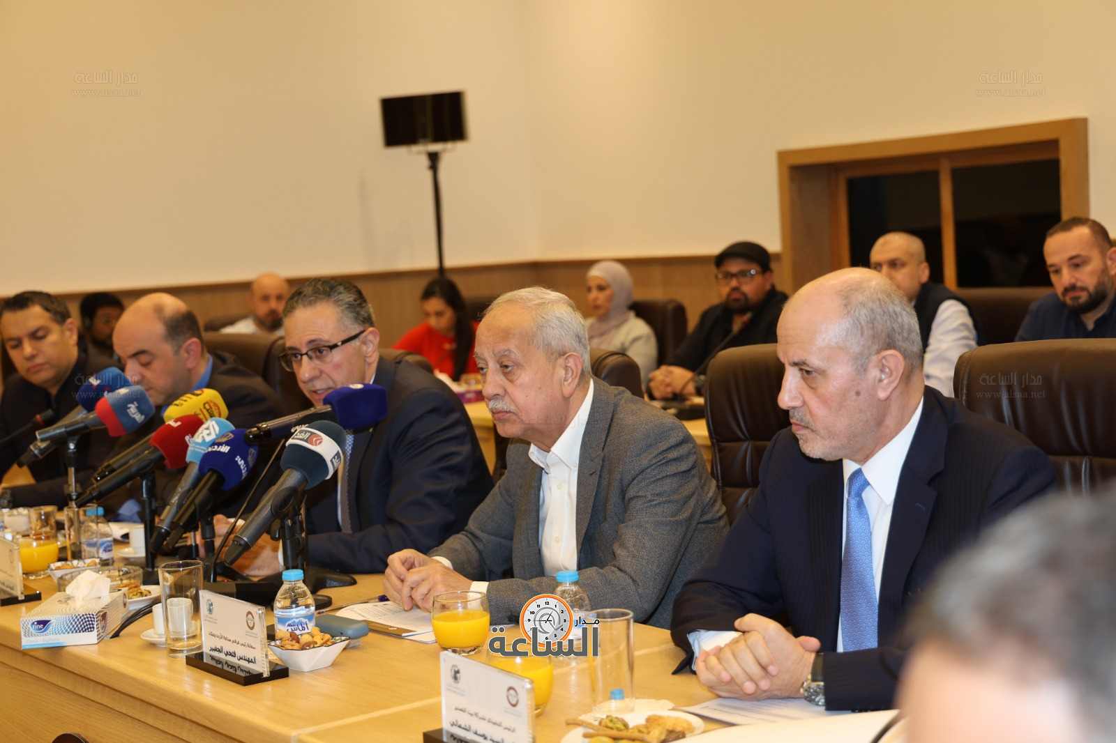 Madar Al-Saa Images 0.8435214636455344