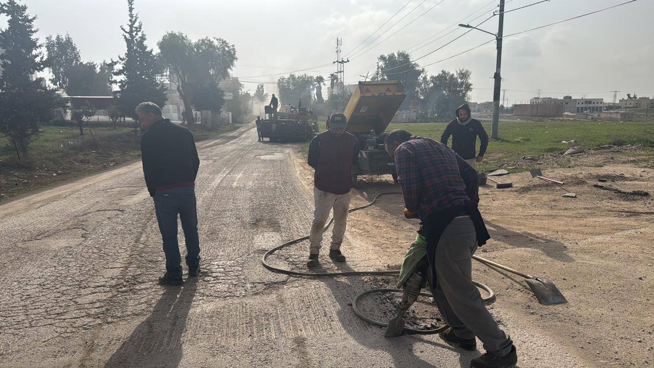 Madar Al-Saa Images 0.7655553917942639