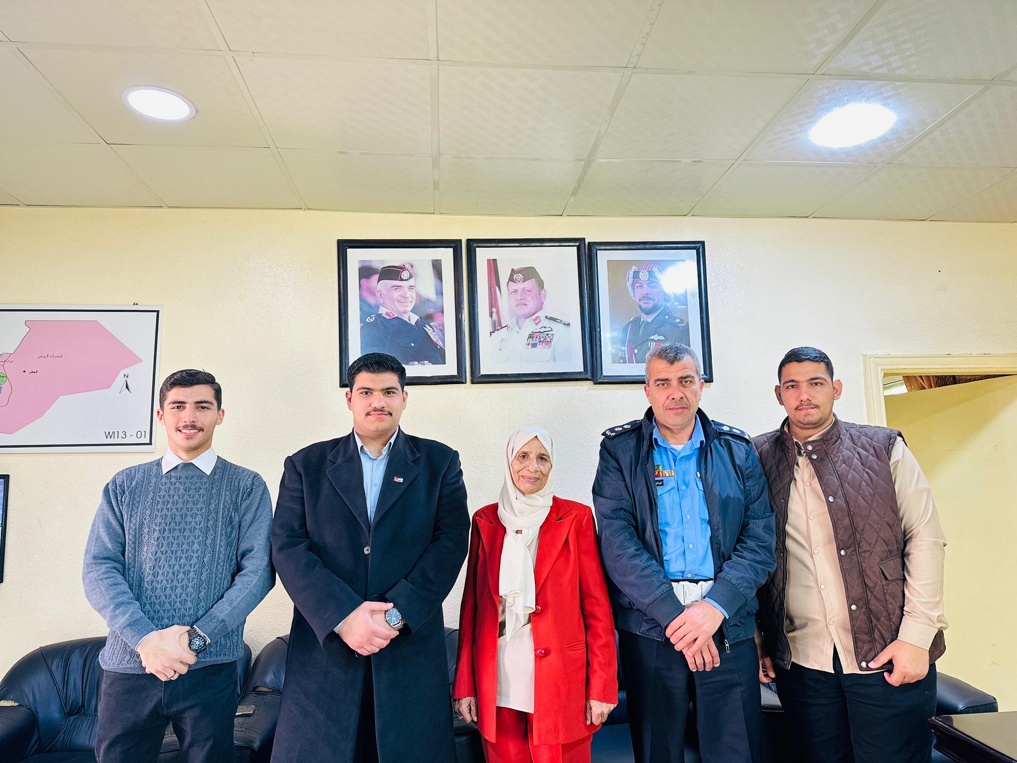 Madar Al-Saa Images 0.7196579697400303