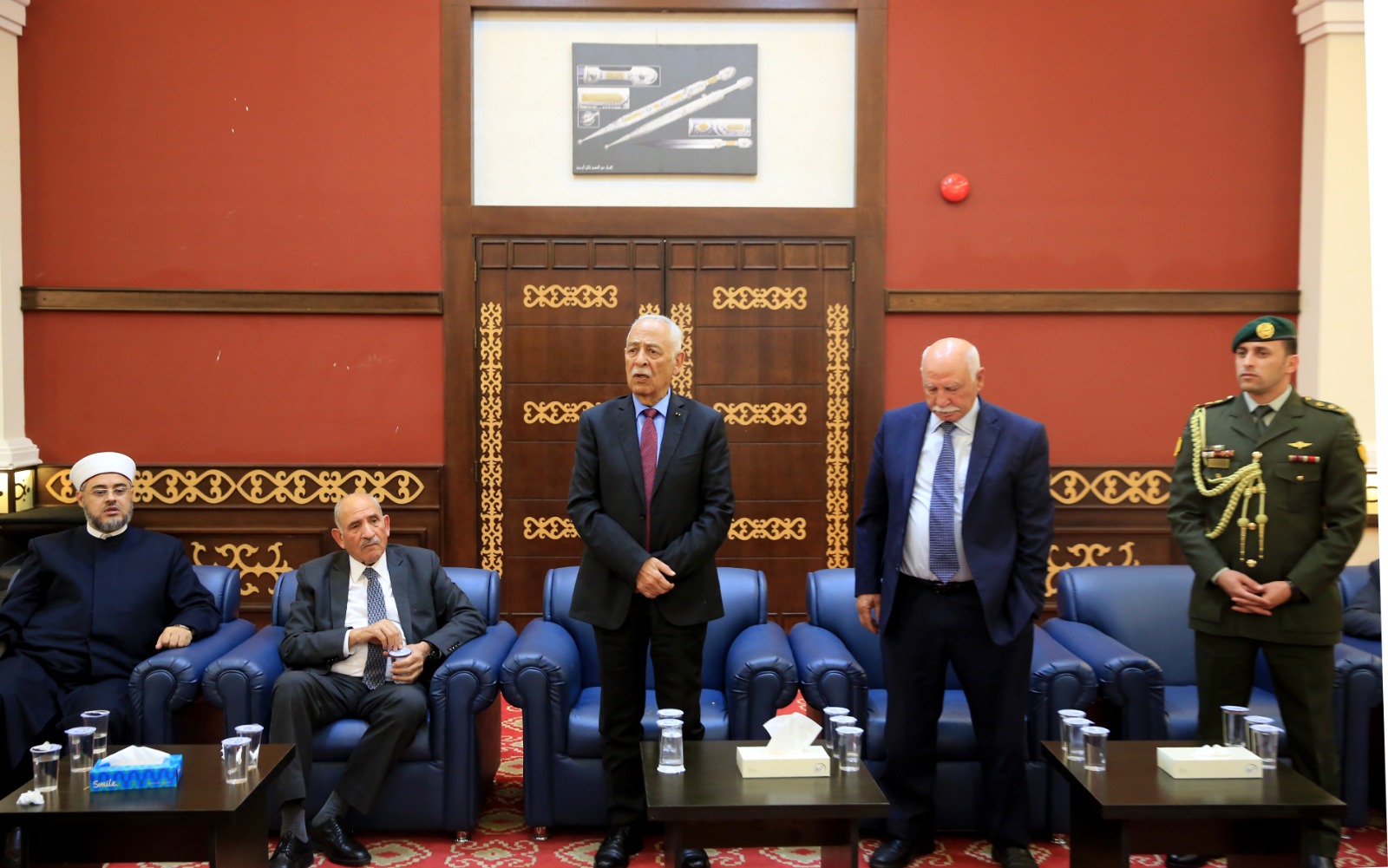 Madar Al-Saa Images 0.8675335919144906