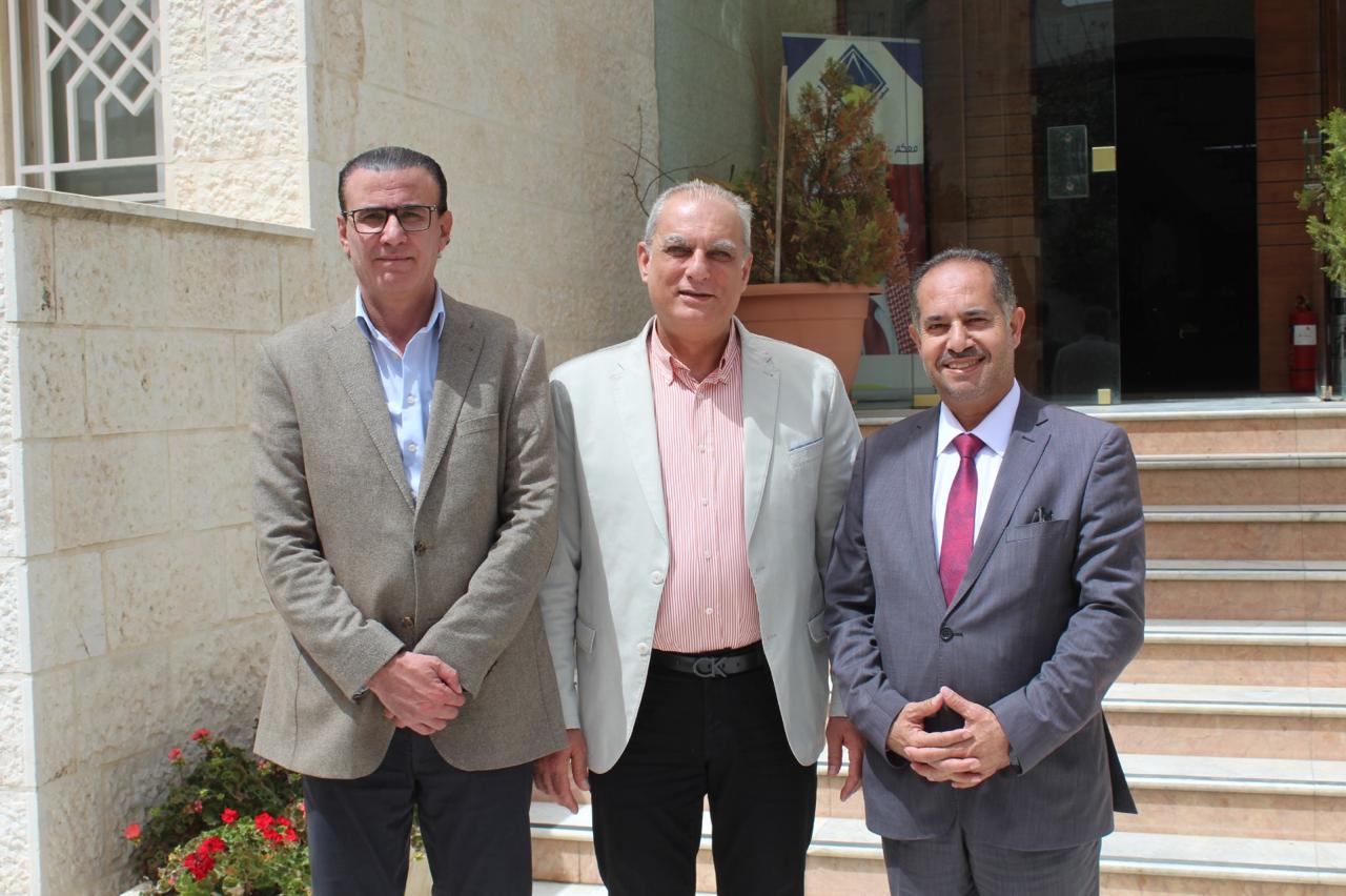 Madar Al-Saa Images 0.458075838229822