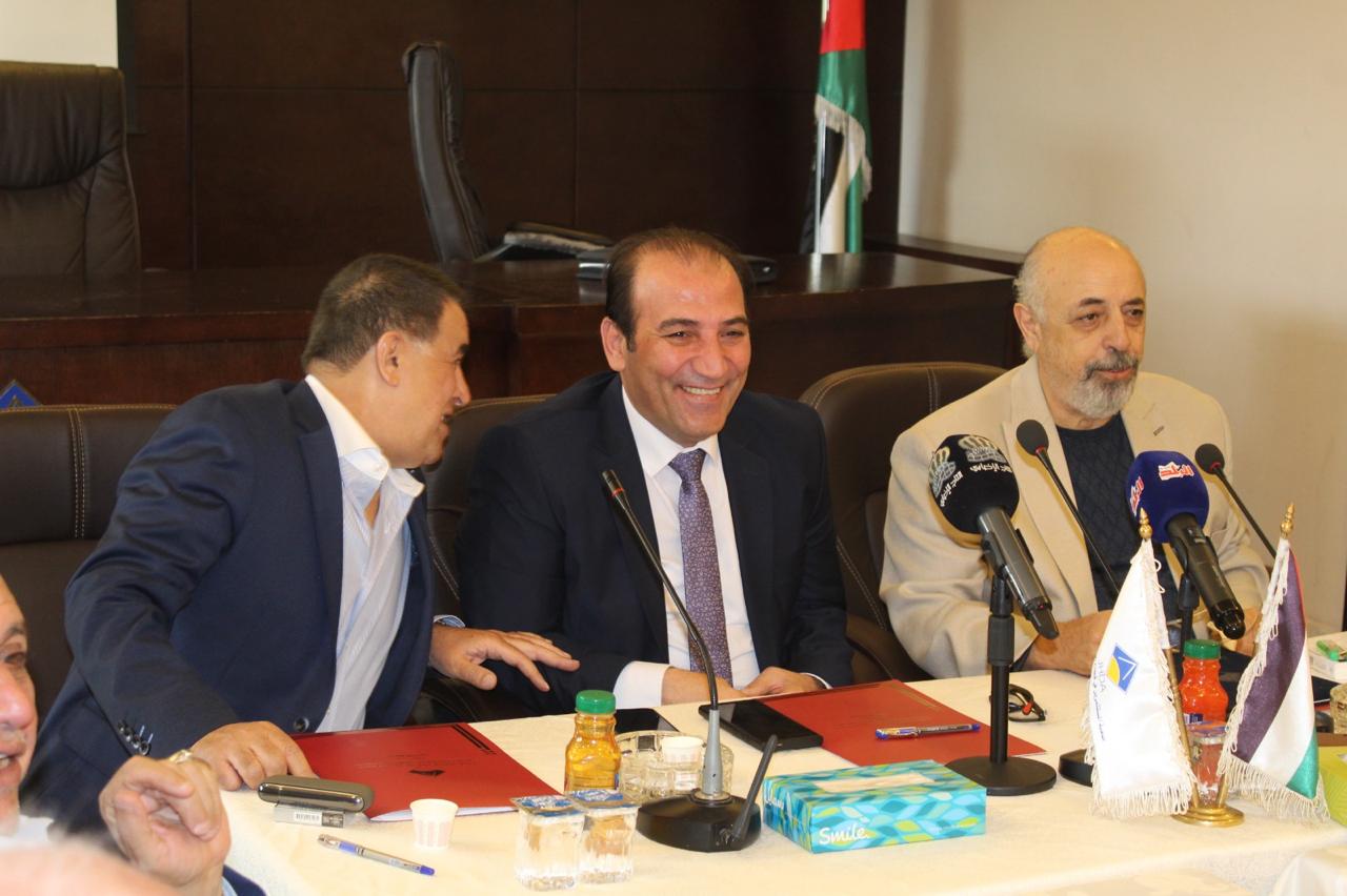 Madar Al-Saa Images 0.544907497097076