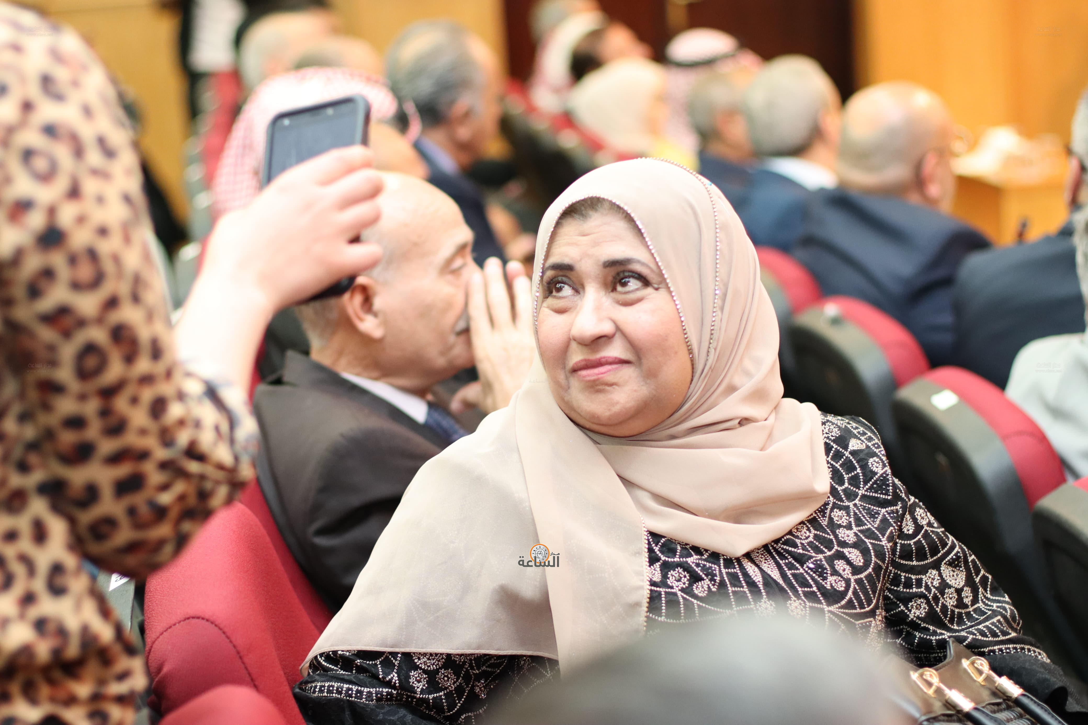 Madar Al-Saa Images 0.23837586674834754