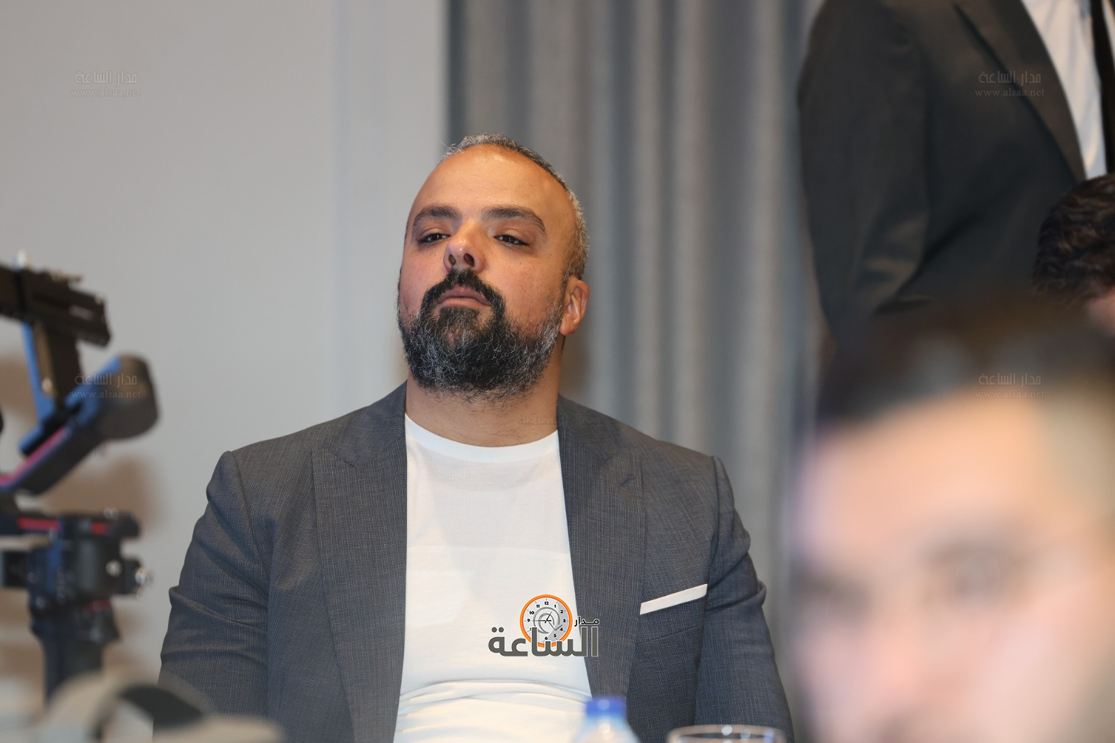 Madar Al-Saa Images 0.5396002650619045