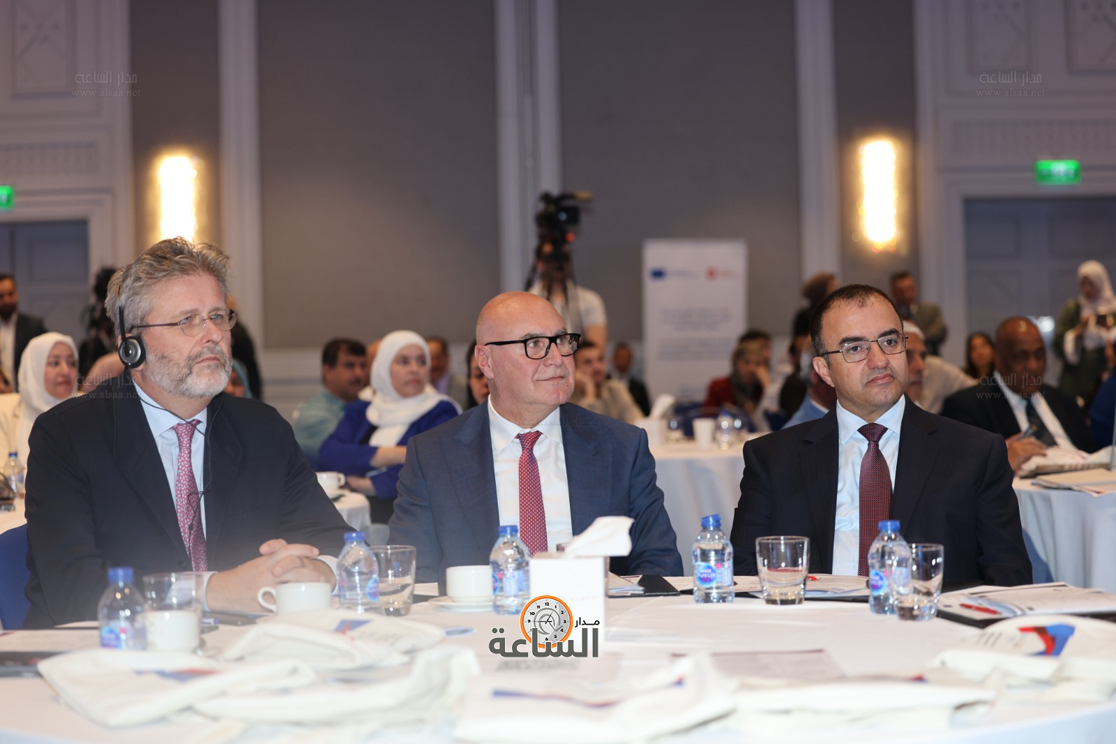 Madar Al-Saa Images 0.8742075365044486