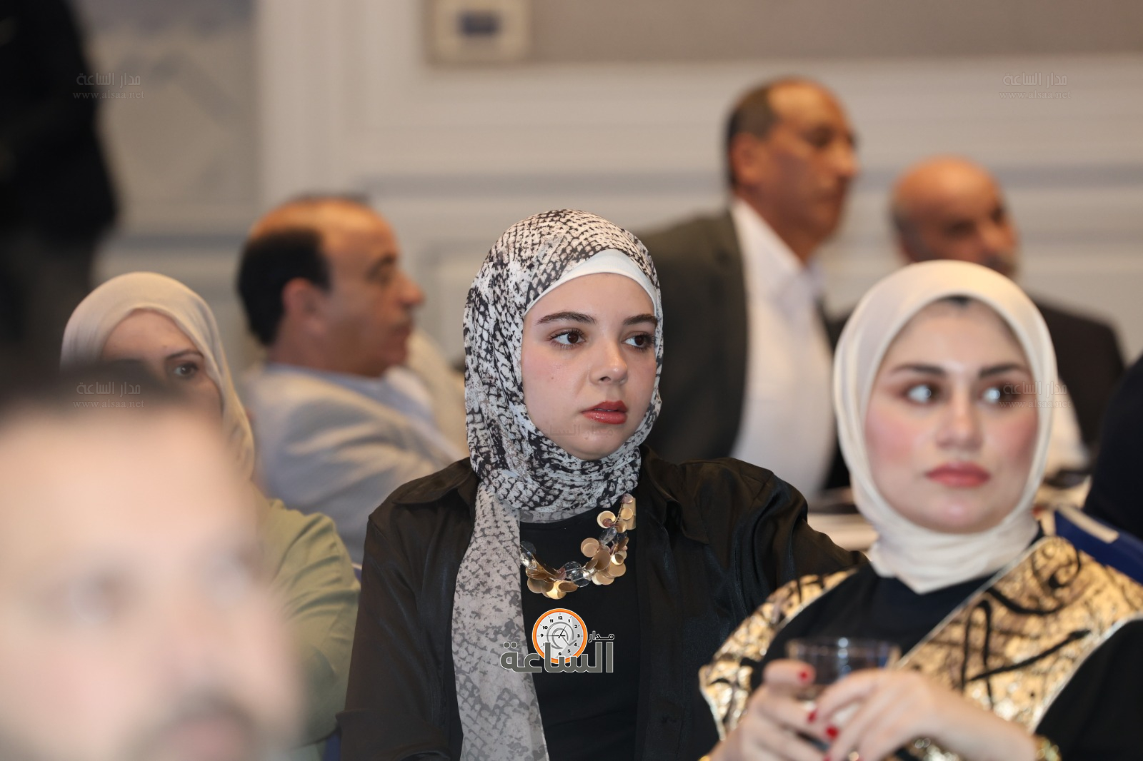 Madar Al-Saa Images 0.5092412753631875