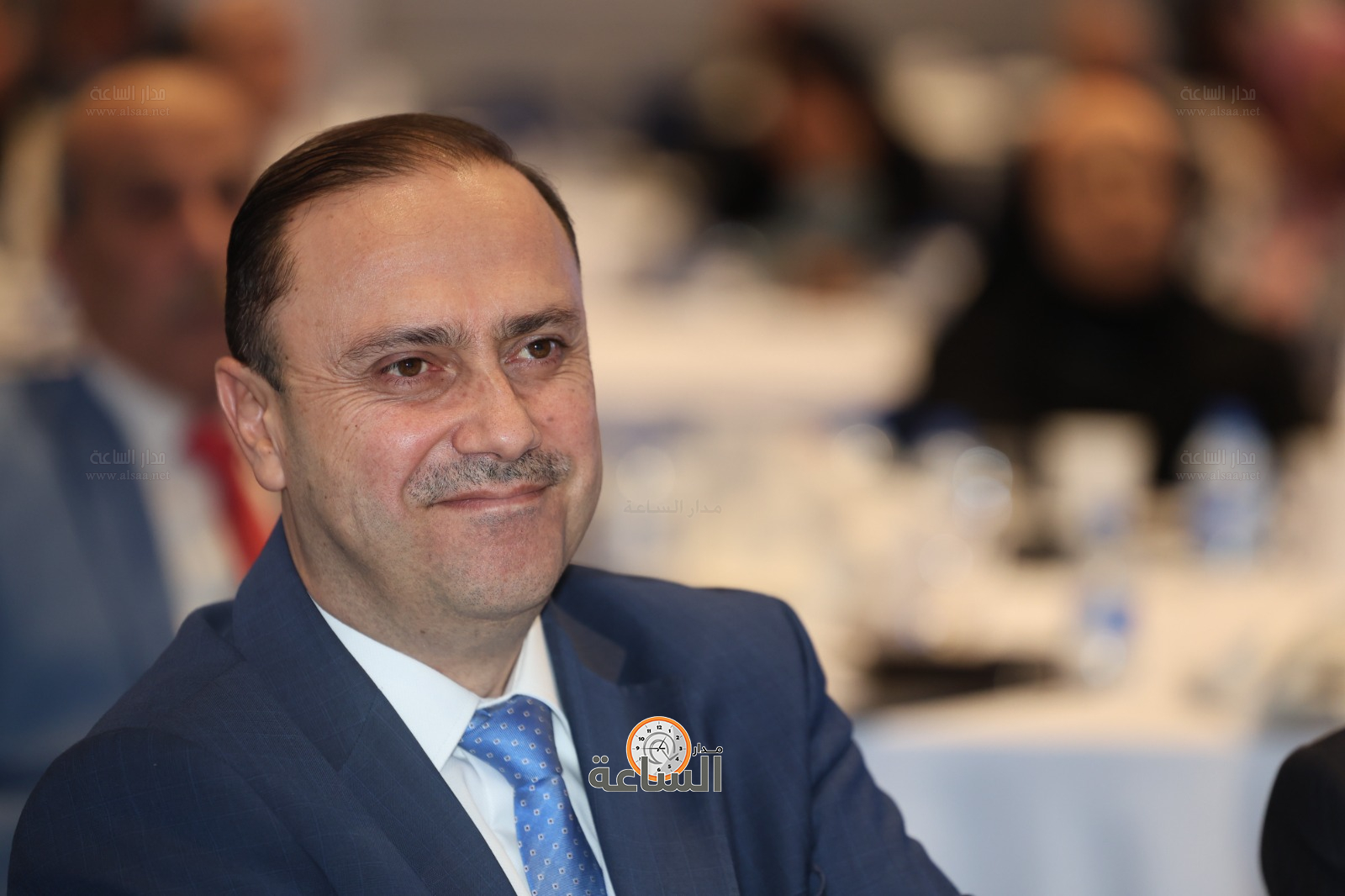 Madar Al-Saa Images 0.7339231657991895